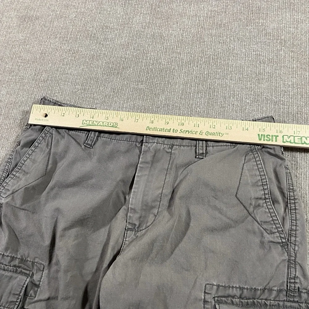 Gap Khakis Lived In Cargo Shorts Mens 31 Grey Relaxed Fit Cotton Utility Outdoor